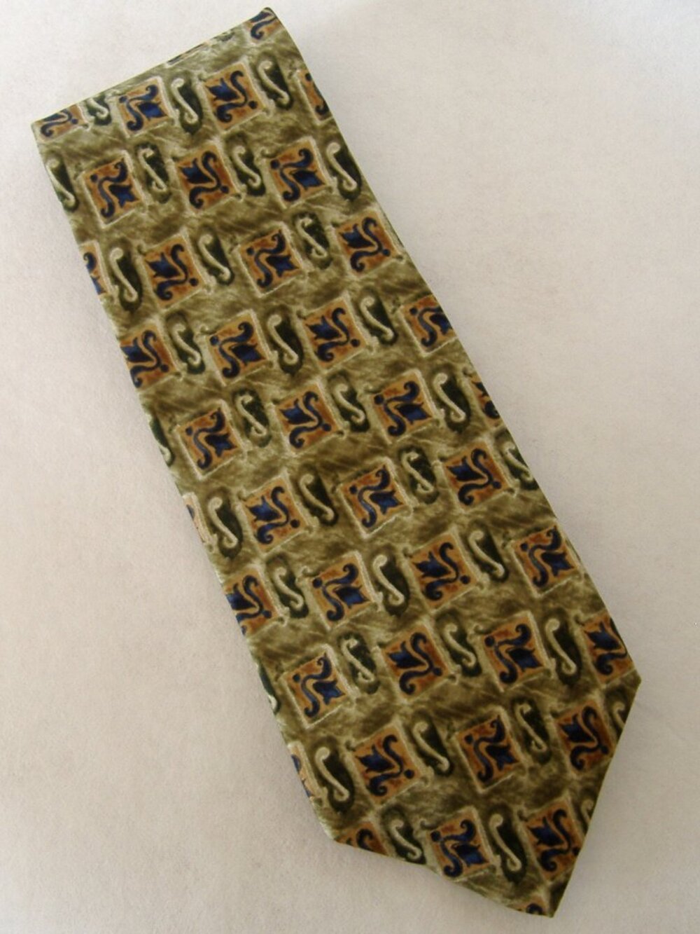 Geoffrey Beene Neck Tie Green Blue Brown 100% Silk Geometric Scroll Box Flower